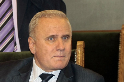 Министър Ненчев уволни шефа на военното разузнаване