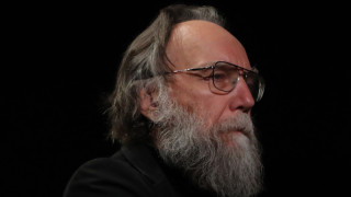 Поразителните прилики Младич - Дугин