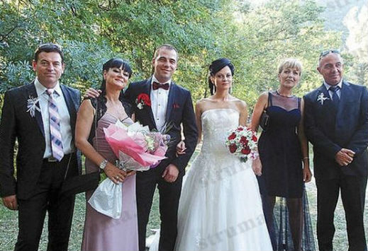 Сватба с 200 гости вдигнаха Севдалина и Валентин Спасови