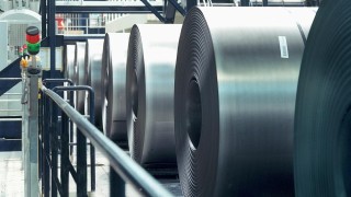 Официално: САЩ наложи мита върху вноса на стомана и алуминий от ЕС