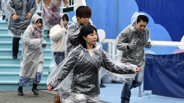 В японската столица Токио се проведоха първите учения за евакуация