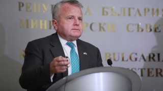 САЩ очаква суверенното решение на българското правителство Това заяви заместник държавният