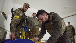 Превземането на Северодонецк е основна задача за окупационния контингент Не