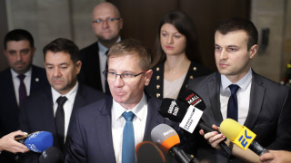 Парламентарната група на Възраждане обвини подуправителя на Българската народна банка