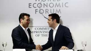 Историческа среща между Заев и Ципрас – ледовете се пропукват