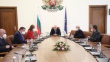 Променят ваксинационния план заради членовете на избирателните комисии