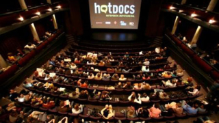 Български режисьор триумфира с награда за млад талант на "Hot Docs film festival"