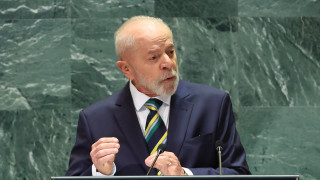 Президентът на Бразилия Луиз Инасио Лула да Силва претърпя успешна