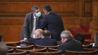 Съпредседател на Демократична България Христо Иванов коментира в Народното събрание