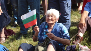 И левите около Жан Виденов се наредиха при консерваторите