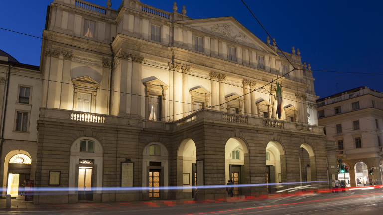 Българинът, протестирал върху Ла Скала, отиде в психиатрия