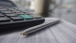 Синдикатите очакват да получат проектобюджетите на държавата на Държавното обществено