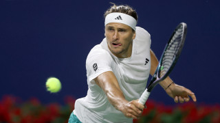 Зверев на четвъртфинал в Торонто след отказване на Серундоло