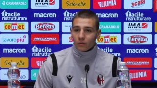 Българинът Валентин Антов официално бе представен пред медиите като играч