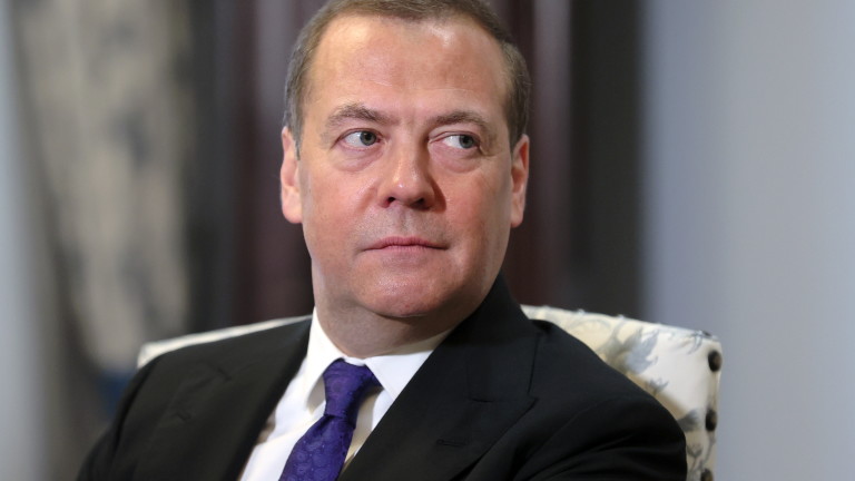 Заместник-председателят на руския Съвет за сигурност Дмитрий Медведев предупреди във