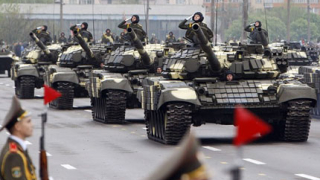 Сили на НАТО в марш по Червения площад