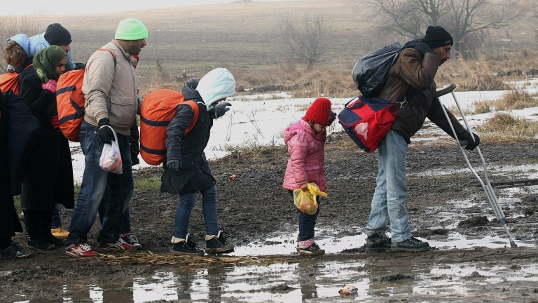 100 хил. мигранти преминали през Сърбия през 2016 г. 