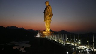 Това е най-високата статуя в света
