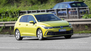 Германският автомобилен производител Volkswagen се готви да спре временно производството