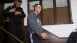  Обвиниха пловдивския служител на реда Караджов за убийството на родителите му 