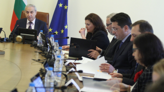 Правителството взе изпит по четене