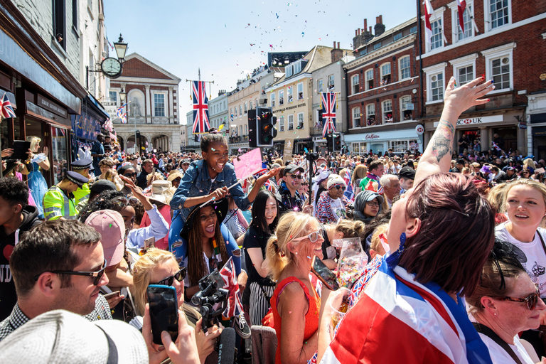 Празненства не само в замъка, но и в цяла Великобритания
