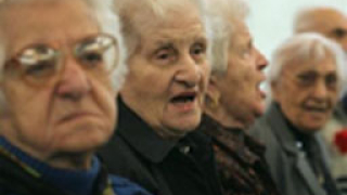 25 пенсионери от Русенско заминаха на море