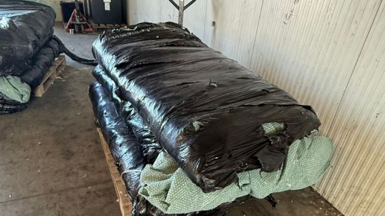 Задържаха 11 контрабандни надуваеми лодки на "Капитан Андреево"