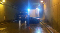 Мият улиците, тротоарите, подлезите и спирките в София