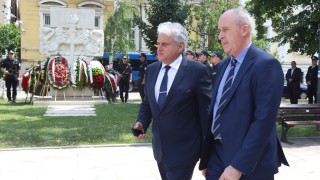 На по ниските нива с прокуратурата се работи безпроблемно но Това