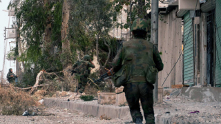 Бунтовниците завзеха военна база до Алепо