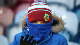 Английският елитен Бърнли затвори стадиона си Всички достъпни за фенове