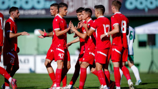 Потомственият армеец Теодор Иванов игра пълни 90 минути за дублиращия отбор