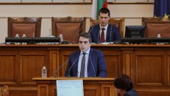 Асен Василев: Никой не е притеснен нито от дълга, нито от дефицита
