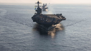 Американският Джералд Форд USS Gerald R Ford най големият самолетоносач в