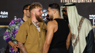 На феновете на бокса може и все още да не