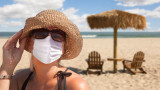 Коронавирусът, морската вода, пясъкът и можем ли да се заразим на плажа