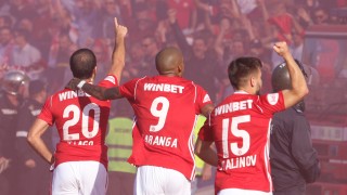 Изминаха 5 кръга от подновяването на Първа лига Неразумно дългата