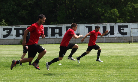 Половин отбор "смърфове" в черен списък