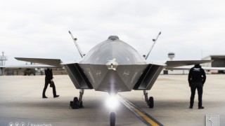 Военният безпилотен боен стелт Kizilelma Червена ябълка създаден от турската компания