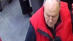 Полицията търси мъж, взел забравен плик с пари в магазин в Пловдив