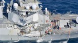  Американски унищожител се сблъска с контейнеровоз край Япония 