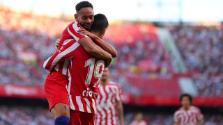 Благодарение на головете на Алваро Мората и Маркос Йоренте Атлетико