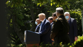 Американското федерално правителство се е фокусирало върху 14 потенциални ваксини