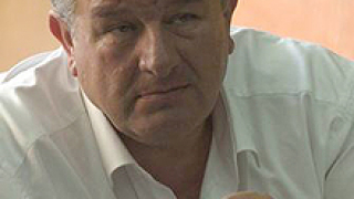 Фуат Гювен "превзема" Бургас