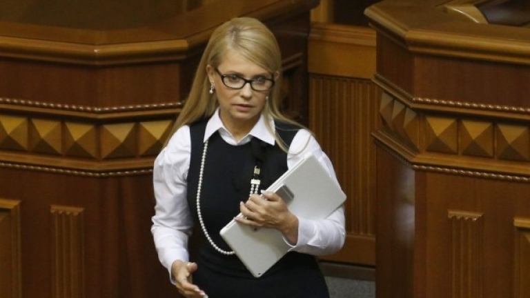 Партията на Тимошенко "Отечество" напуска управляващата коалиция в Украйна