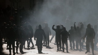 Обработката и доставката на пратки в Гърция ще се извършват