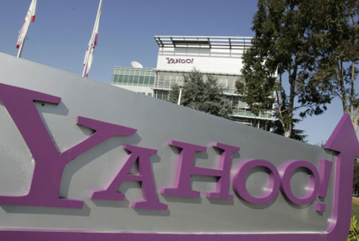 Yahoo надмина Google