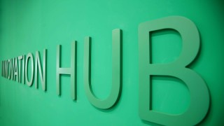 През миналата седмица Schneider Electric които са лидерът в дигиталната