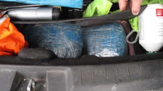 Задържаха полях с 10 кг марихуана на ГКПП Видин Автомобил с